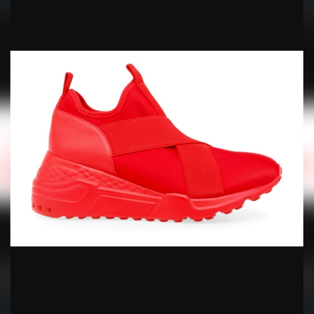 STEVE MADDEN - CRYSON RED SNEAKER - women's 6.5